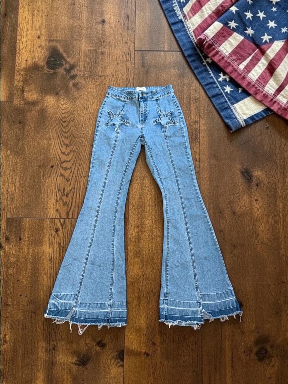 Litz By Uniq Light Blue Star-Detail Bell Bottom Jeans Size 26